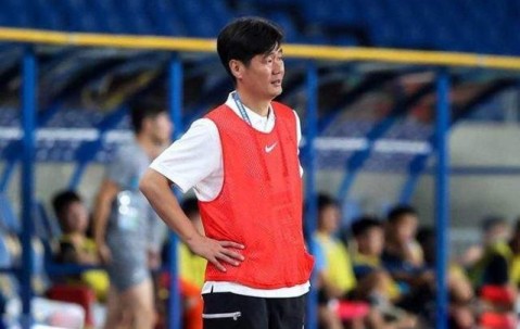 九游体育在线-​国足上海集训第二天开练 16日将安排队内教学赛